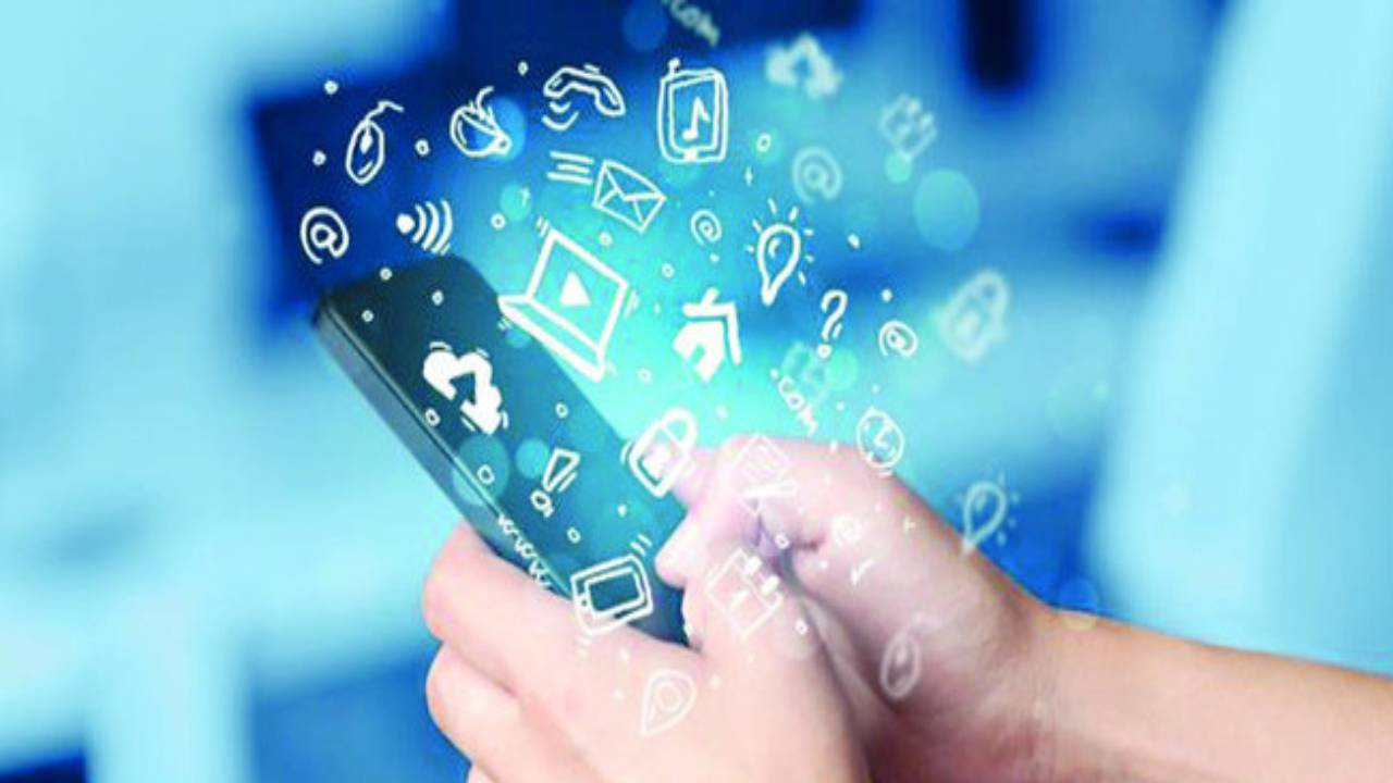 التطبيقات الرقمية بالمملكة.. وسيلة ناجحة لتخفيف وطأة جائحة كورونا