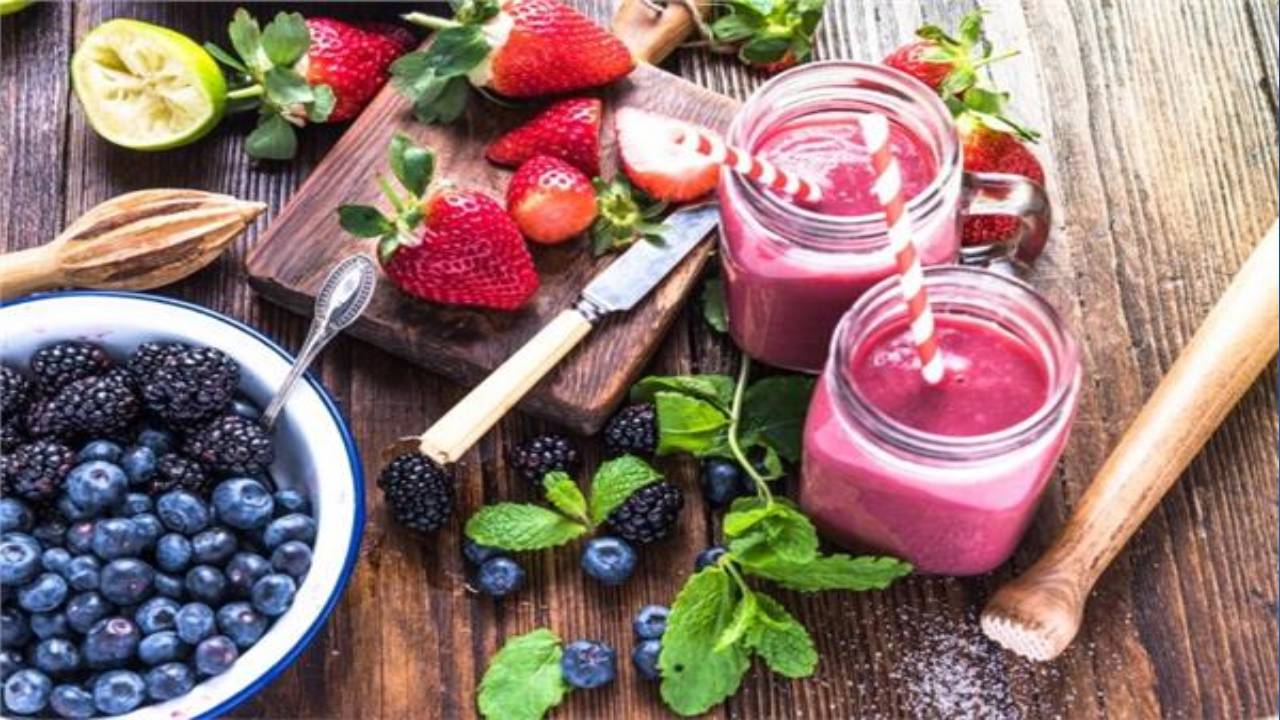 خبيرة تغذّية توضّح أفضل المشروبات التي يمكن تناولها بعد الإصابة بكورونا