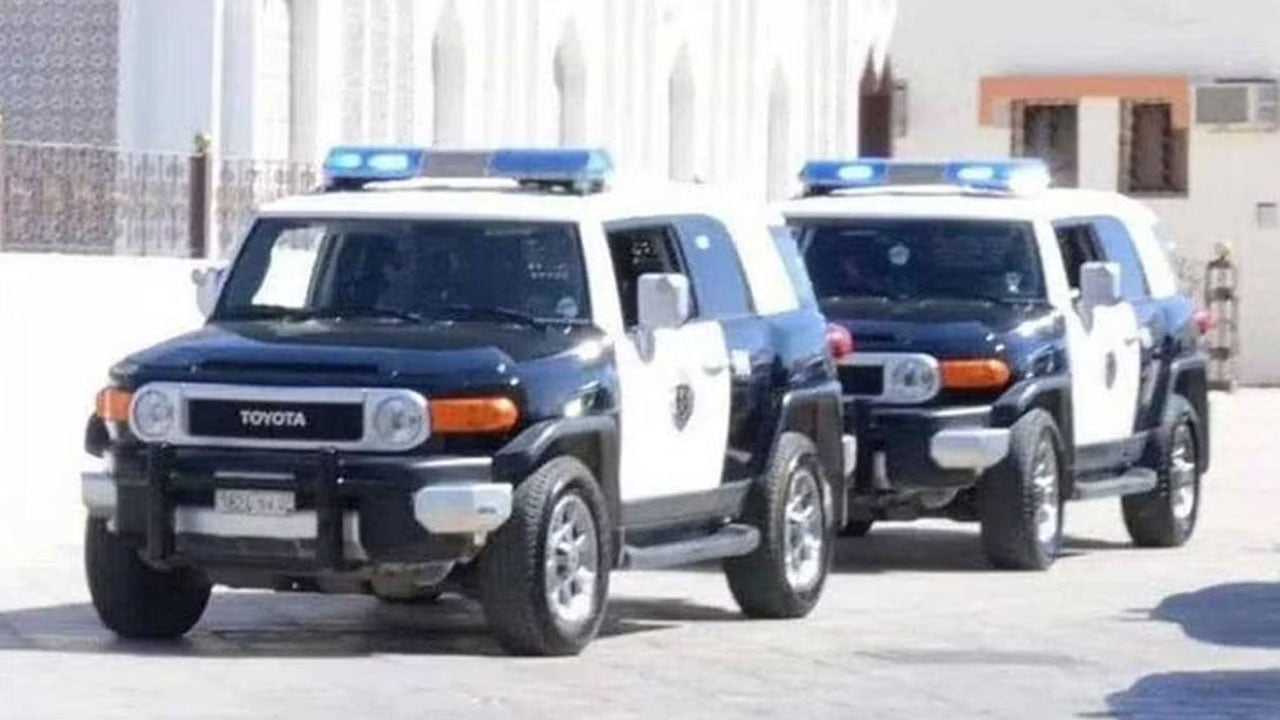القبض على شخصين ارتكبا حوادث سطو على منازل ومحال تجارية بالدمام 
