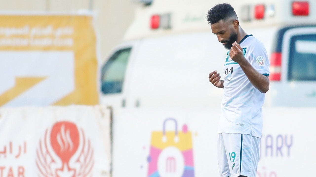  الأهلي يتعاقد مع لاعب الفتح فراس البريكان