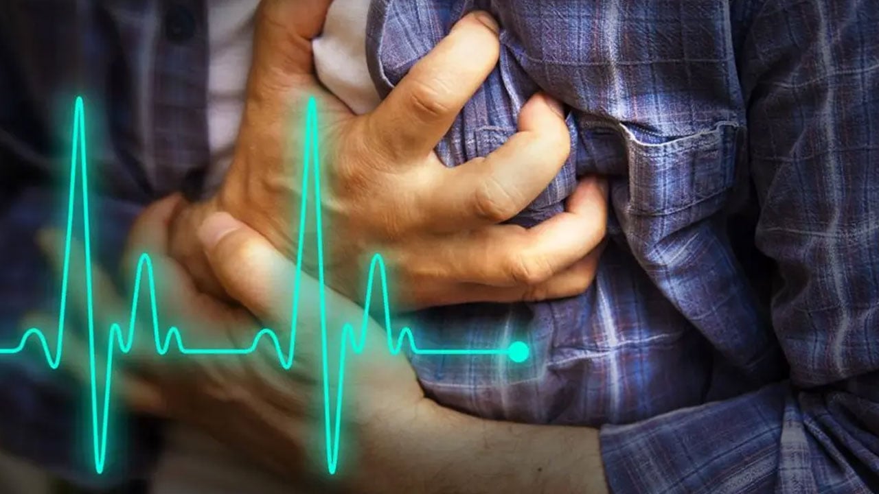 في 4 خطوات.. وزارة الصحة توضح طريقة التعامل مع الجلطة القلبية 