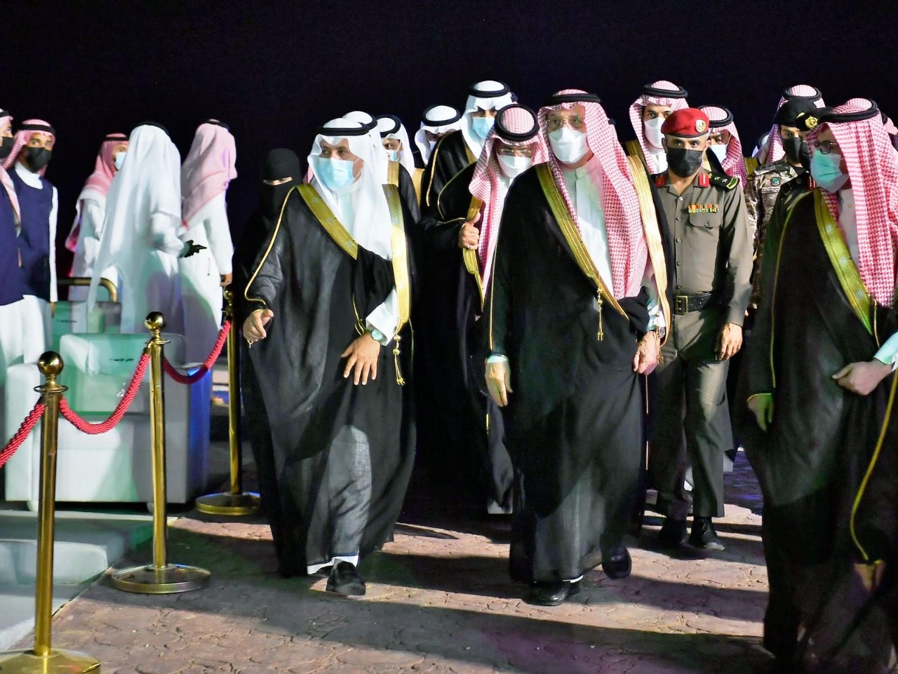 <div class="paragraphs"><p>جانب من حفل تخريج طلاب بجامعة جازان</p></div>
