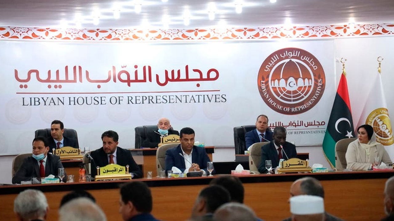 البرلمان الليبي يوافق على خارطة طريق لإنهاء أزمة الانتخابات خلال 14 شهرًا