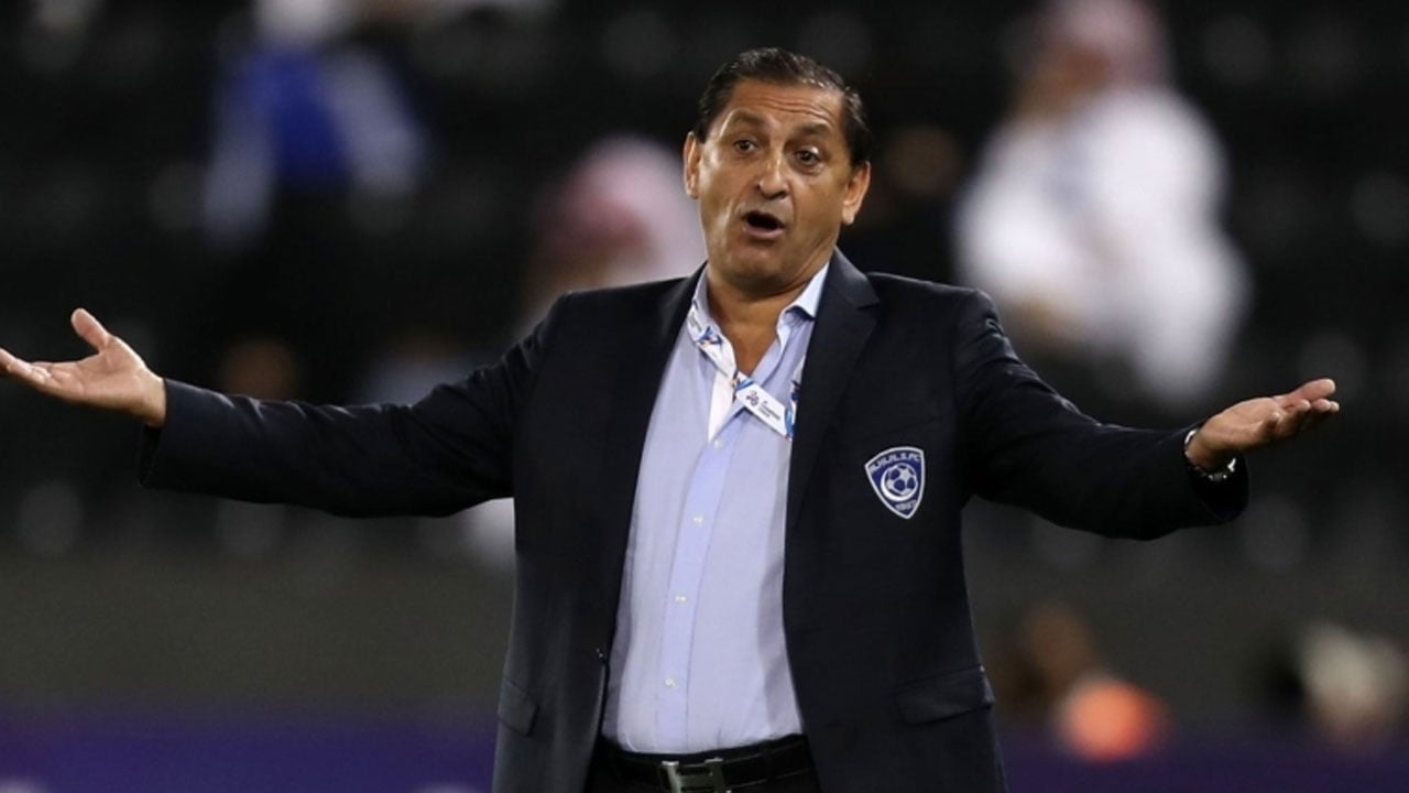 رامون دياز إلى الهلال.. تفاؤل وآمال عريضة بعودة المدرب الأرجنتيني 
