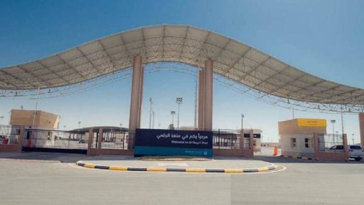 الكويت تعلق على مناشدة عالقين في منفذ الرقعي الحدودي: «التزموا بالقوانين»