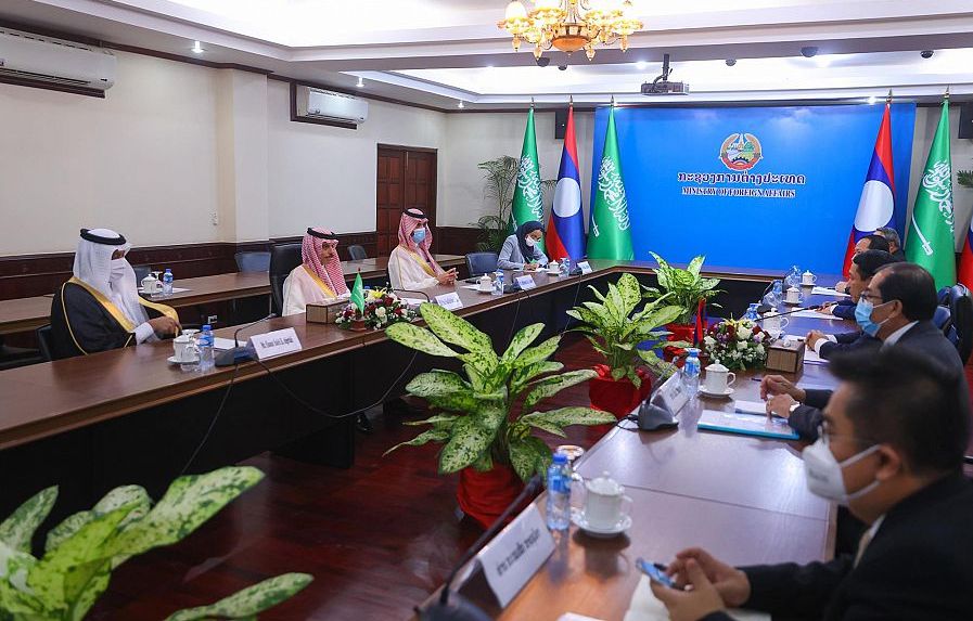 <div class="paragraphs"><p>جانب من لقاء الأمير فيصل بن فرحان بوزير خارجية جمهورية لاوس</p></div>