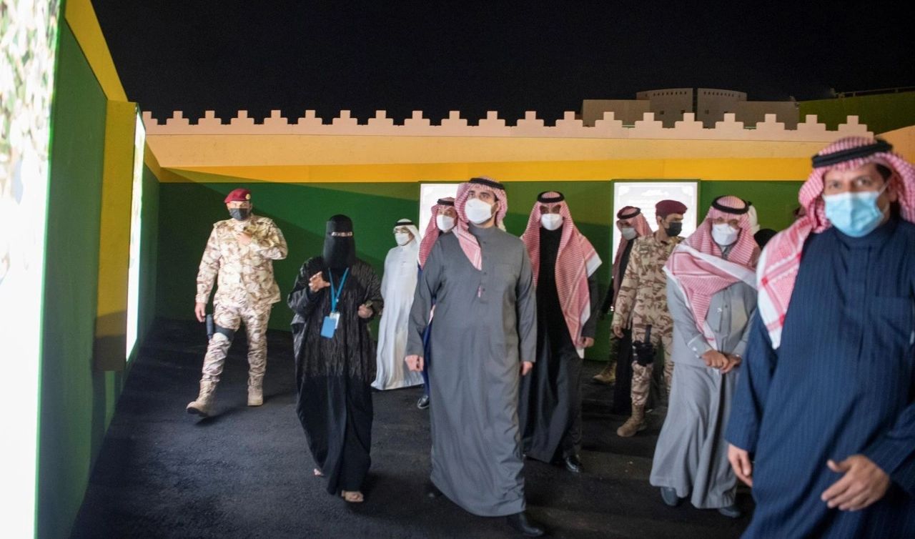 بالصور.. أمير الجوف يدشن مهرجان الزيتون الدولي في نسخته الخامسة عشرة 

