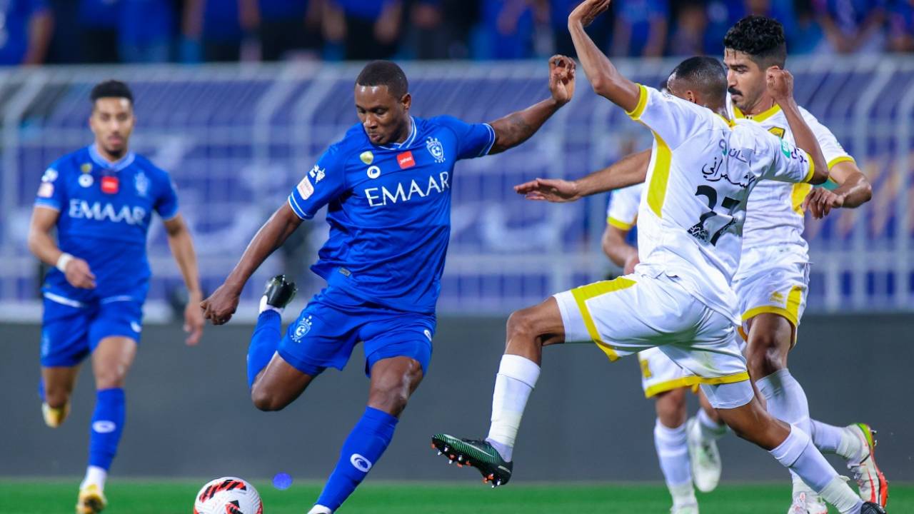 الهلال يحقق رقمًا تاريخيًا بعد الفوز على الاتحاد في دوري المحترفين