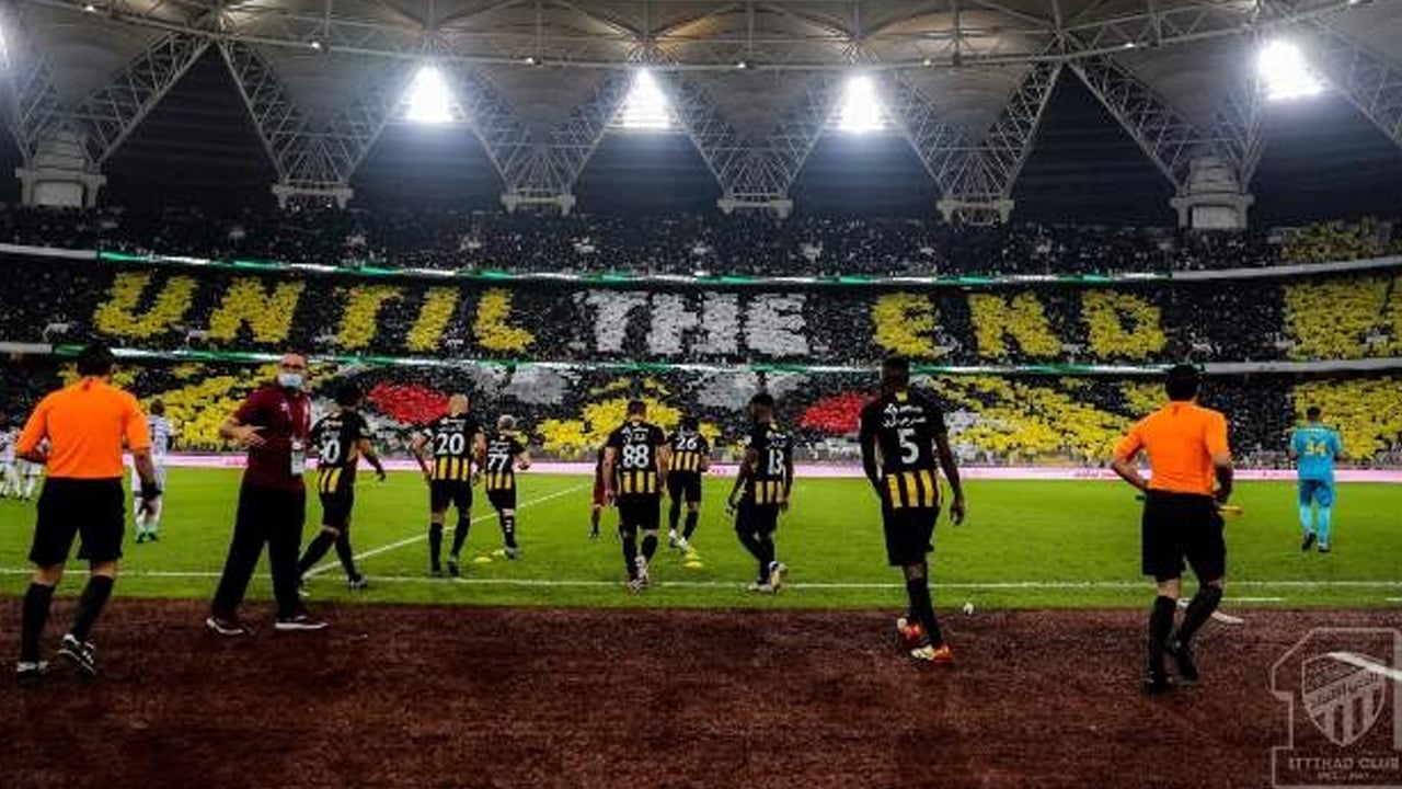 جدة غير.. جمهور الاتحاد يصنع المتعة في دوري المحترفين السعودي
