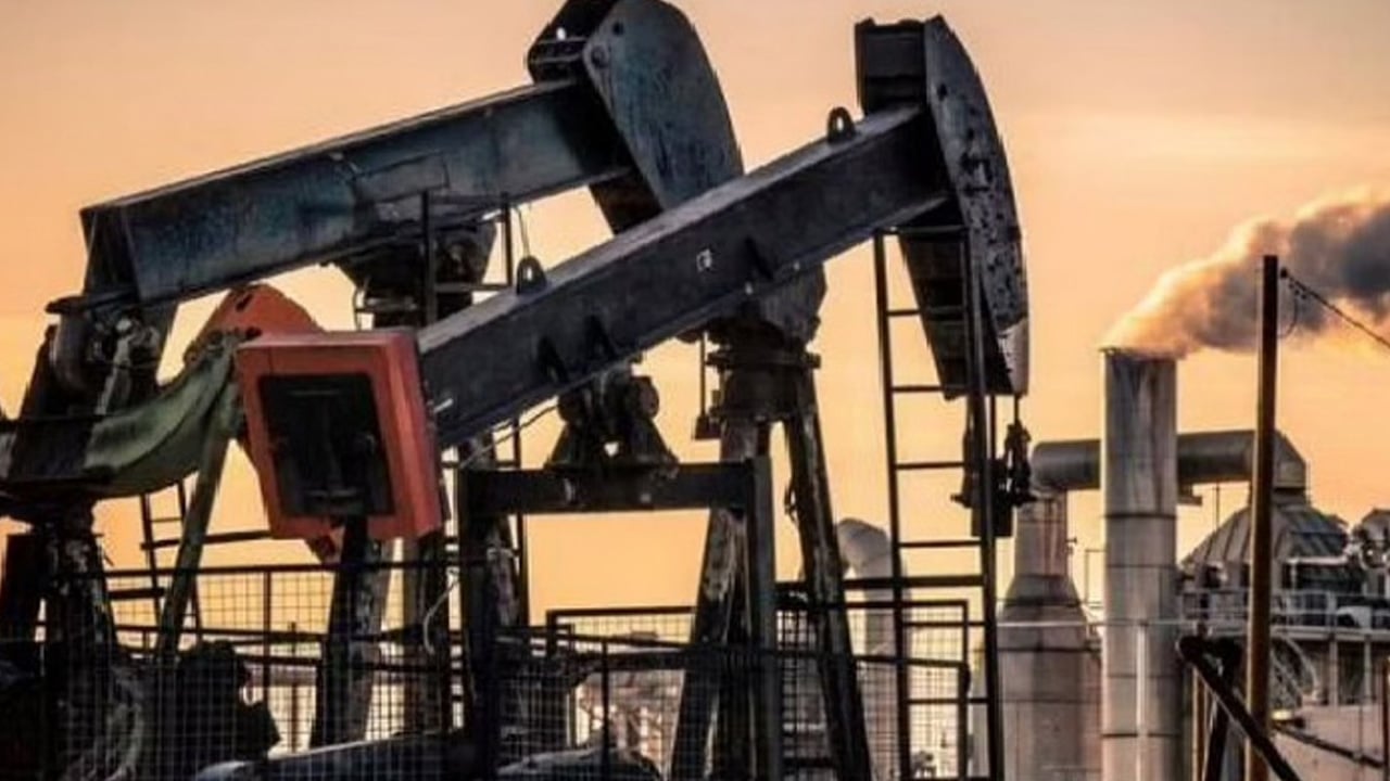 أعلى مستوى منذ 2008.. خام برنت يسجل 118 دولارًا للبرميل
