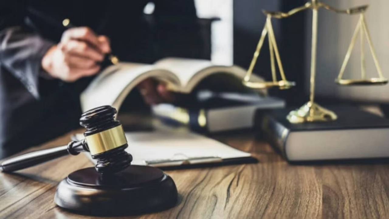المزايا والفئات المستثناة.. تفاصيل نظام التكاليف القضائية بعد تصدره الترند 