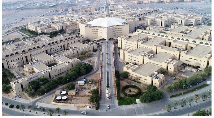 جامعة القصيم: التحويل إلى نظام الدراسة عن بُعد غدًا الثلاثاء بسبب الحالة الجوية
