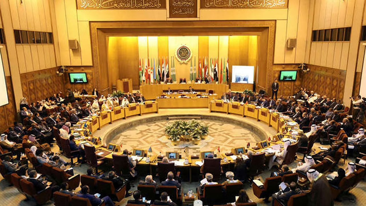 البرلمان العربي يحذر من استمرار تلاعب الحوثي بملف خزان صافر

