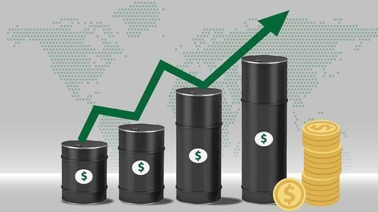 ارتفاع أسعار النفط بنهاية تعاملات الجمعة.. وبرنت يسجل 112.67 دولار للبرميل 
