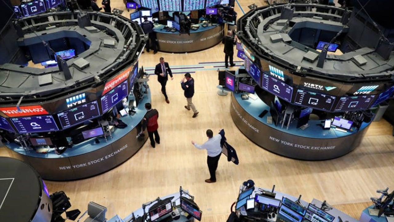 مؤشرات الأسهم الأمريكية تغلق تعاملات الجمعة على تراجع
