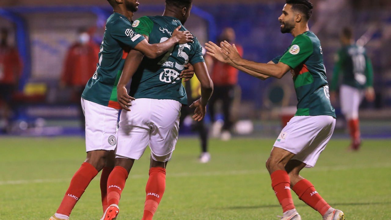 الفيصلي يتعادل مع الاتفاق في مباراة مثيرة