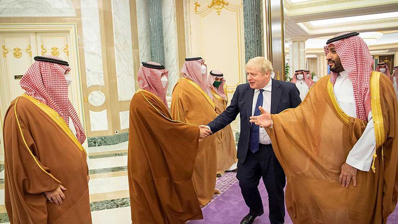 توقيع مذكرة تفاهم بشأن تشكيل مجلس الشراكة الاستراتيجي بين المملكة وبريطانيا وأيرلندا