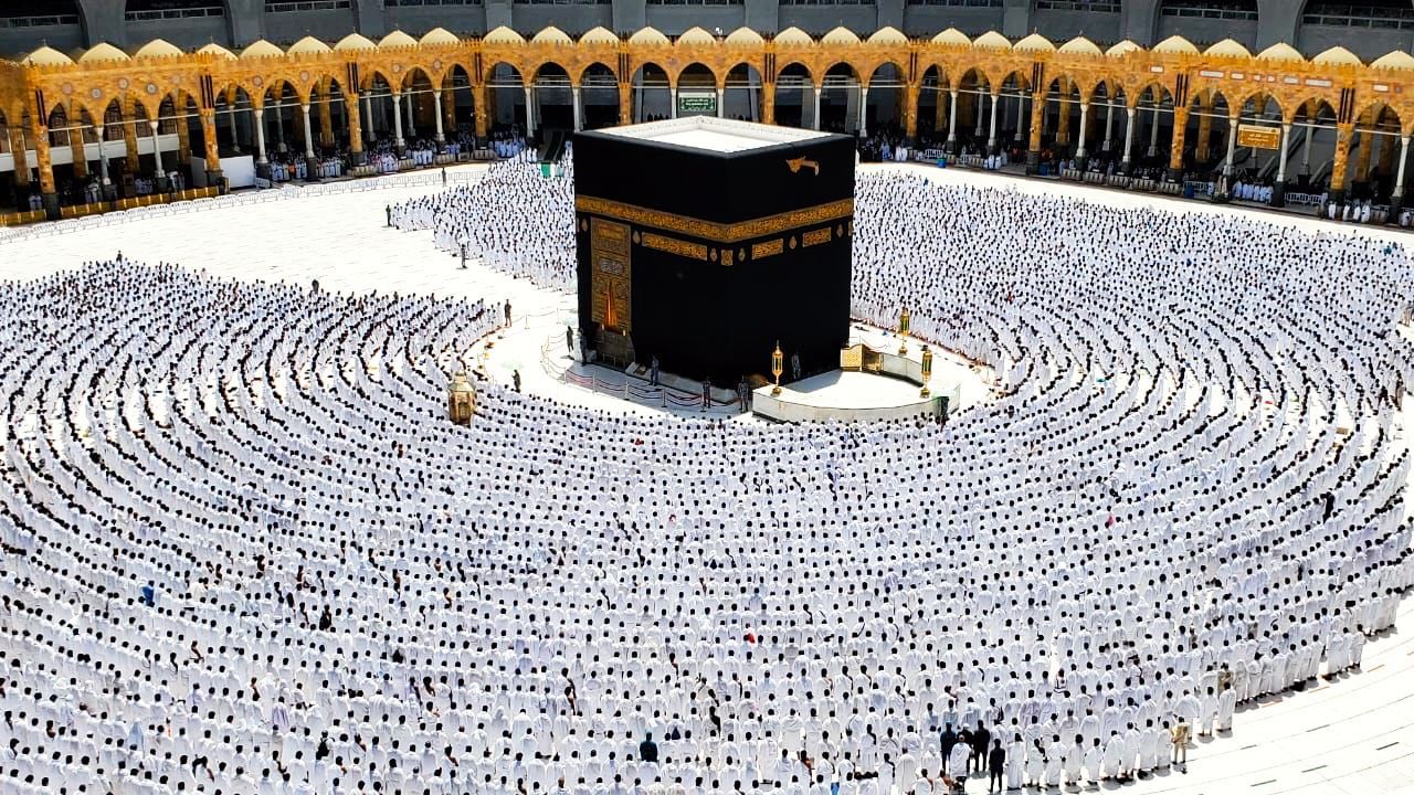 «الأمن العام» للمواطنين والمقيمين: صلاتك للجمعة في المسجد القريب منك فيه تخفيف للزحام
