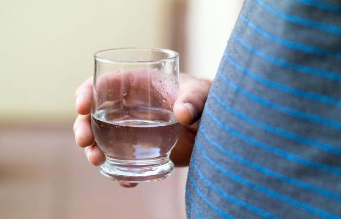 هل شرب الماء خطر على الصحة؟.. وما علاقته بالتسمم المائي والوفاة؟