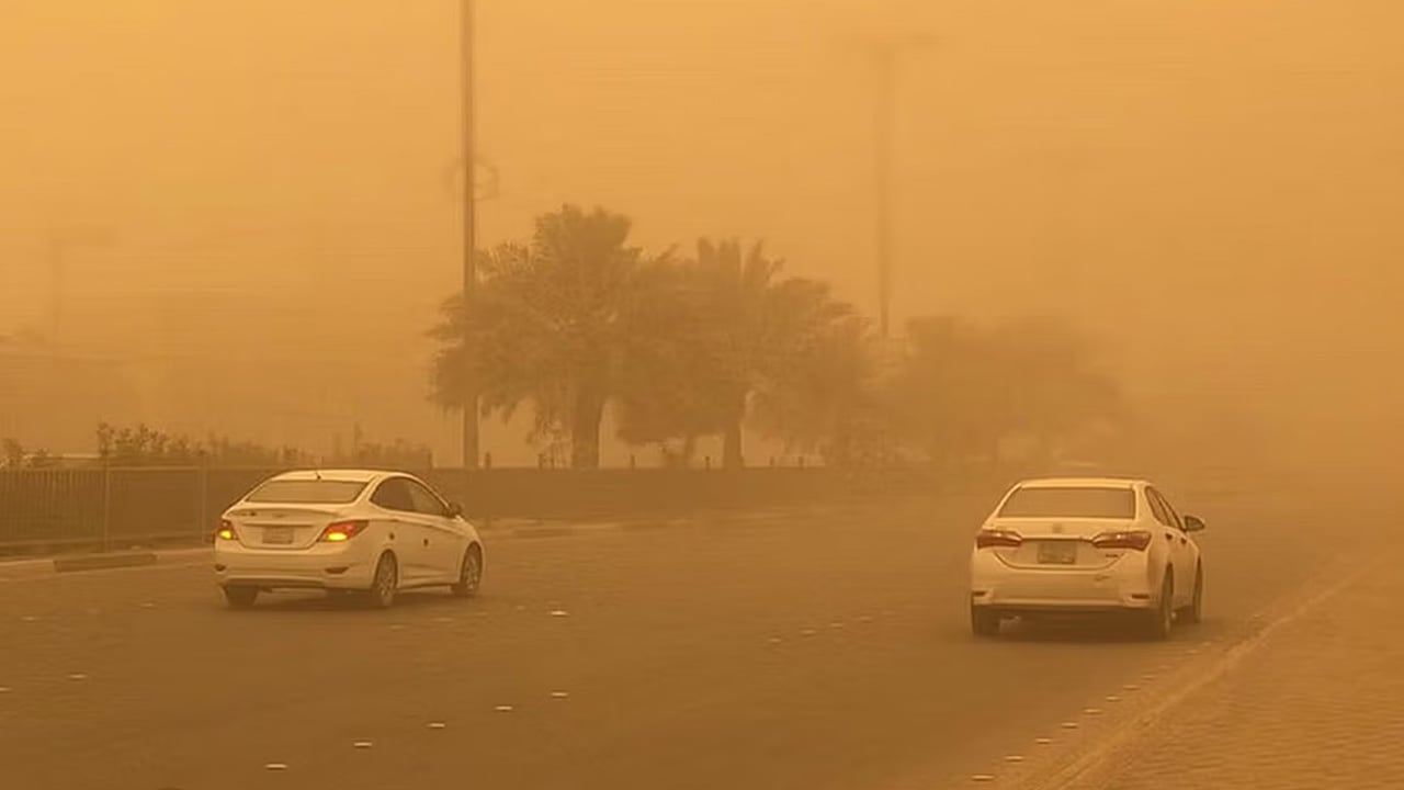 الدفاع المدني ينبه من حالة جوية على الرياض خلال الساعات القادمة
