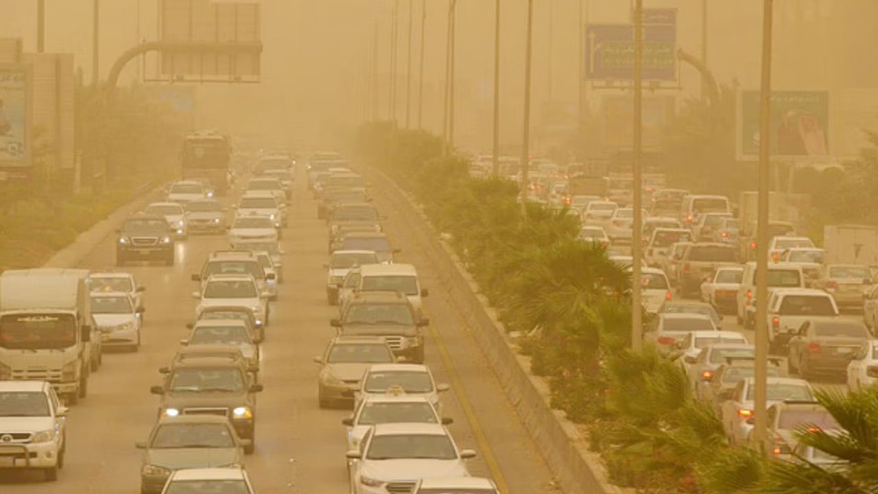 الأرصاد: رياح مثيرة للأتربة تؤثر على 6 مناطق بالمملكة