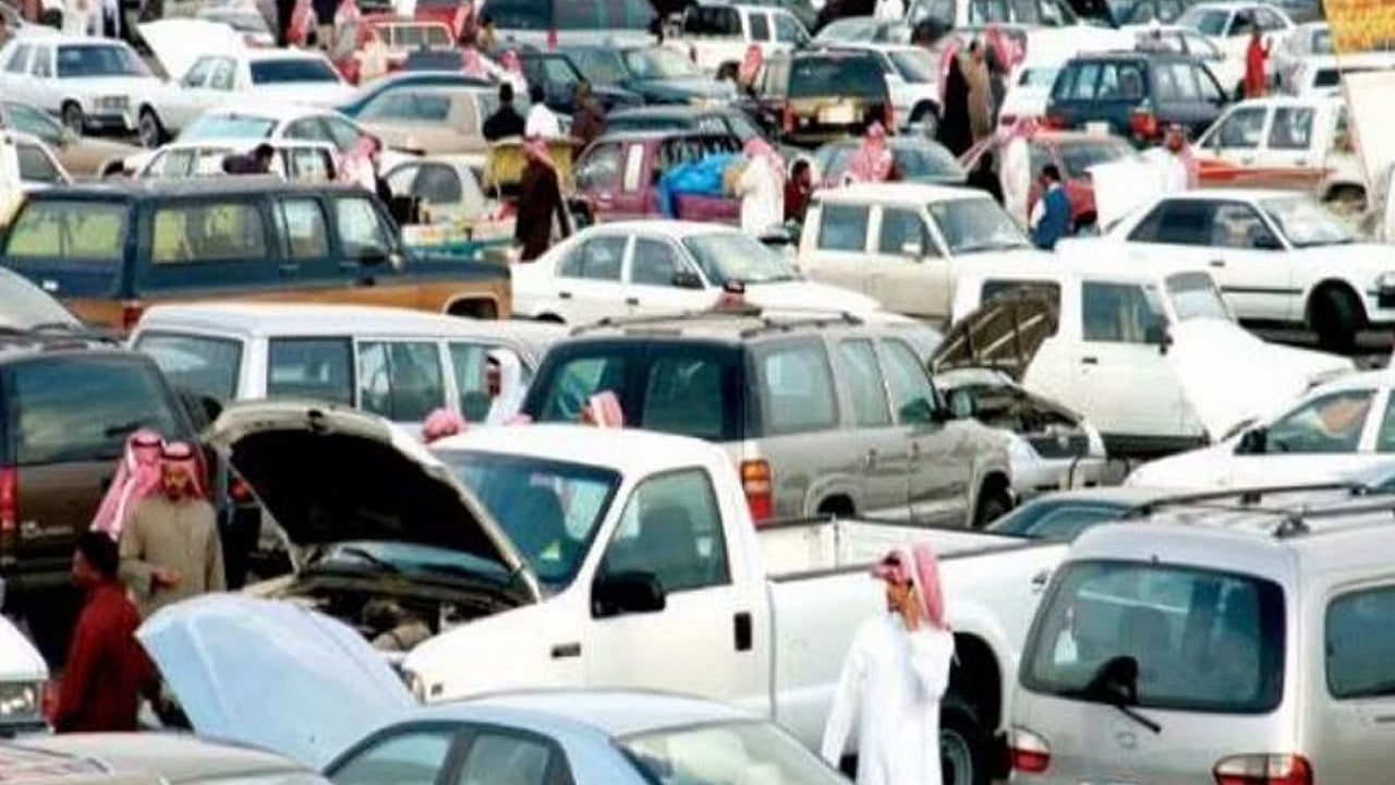 شكاوى من ارتفاع أسعار السيارات وتأخير طلبات التسليم.. ومواطنون: ما يحدث احتكار
