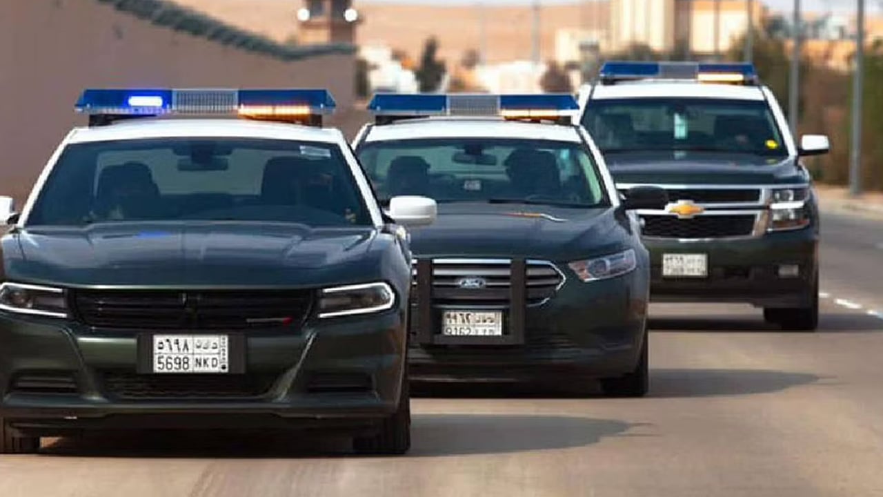 الإطاحة بـ 4 أشخاص لانتحالهم صفة غير صحيحة وارتكاب حوادث سلب بمكة
