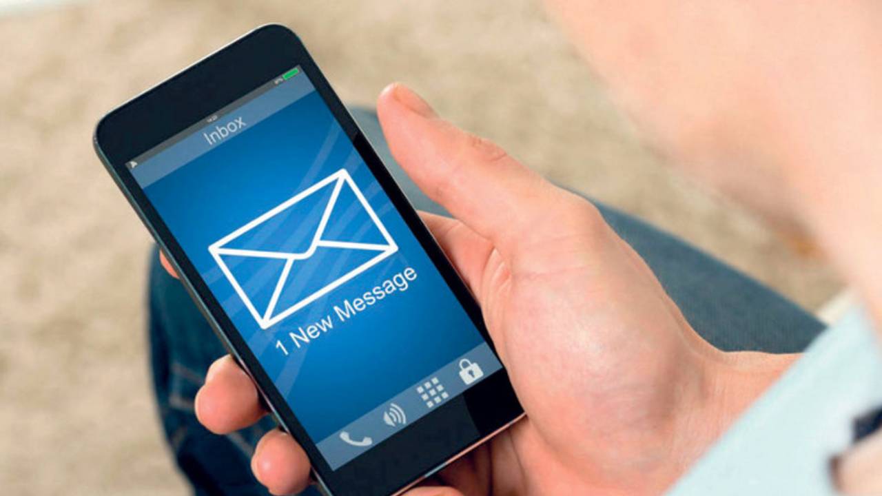 نصائح لتجنب الاحتيال المالي عبر وسائل التواصل والبريد الإلكتروني