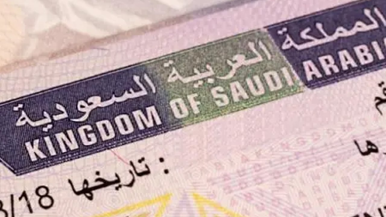 ما طريقة تمديد تأشيرة الزيارة العائلية عبر منصة أبشر؟