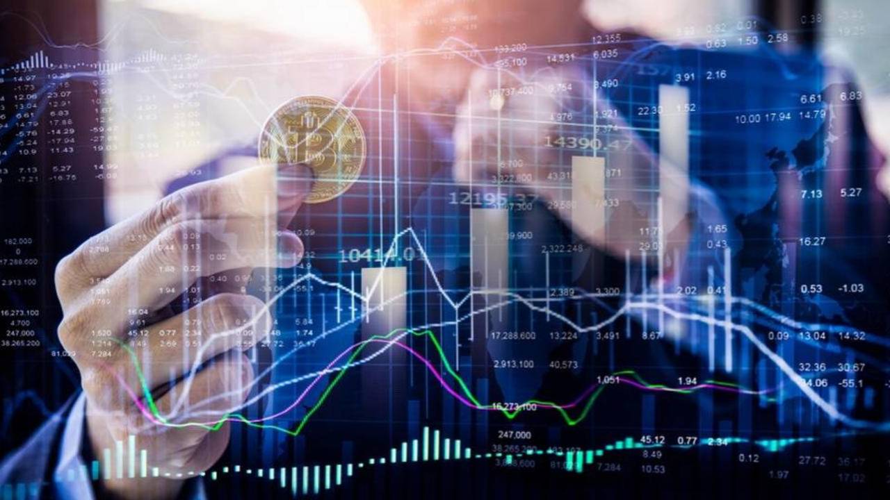 احذر إعلانات استثمارات الأسهم والعملات.. جامعة نايف  العربية ترصد 23 أسلوبًا للاحتيال المالي