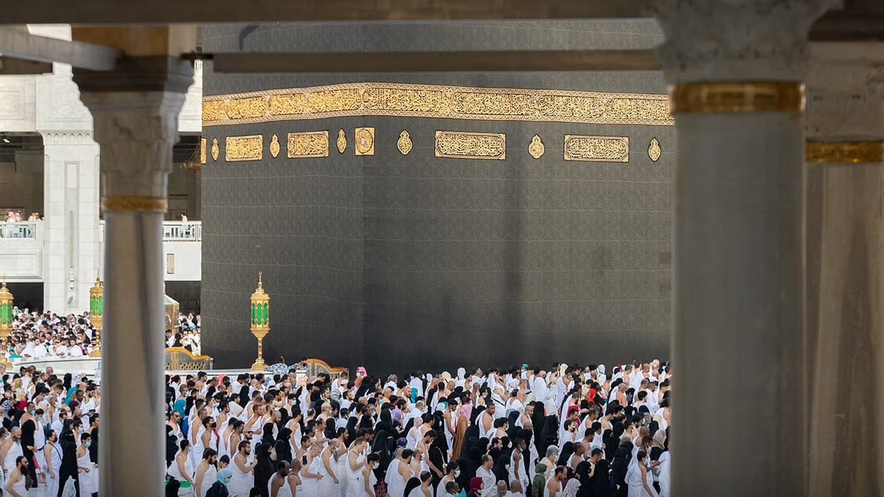 شؤون الحرمين: تهيئة المسارات المخصصة لدخول المعتمرين والمصلين بخطط ممنهجة لإدارة الحشود
