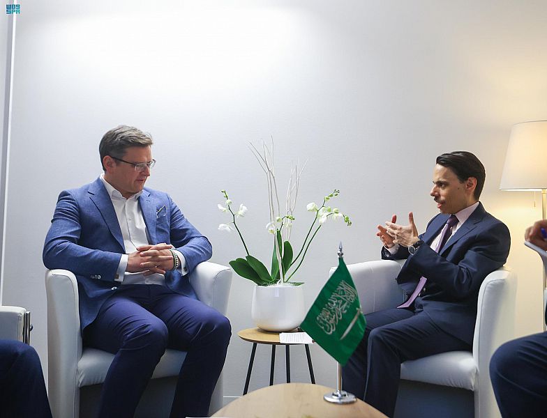 وزير الخارجية لنظيره الأوكراني: المملكة تدعم جهود حل الأزمة سياسيًا
