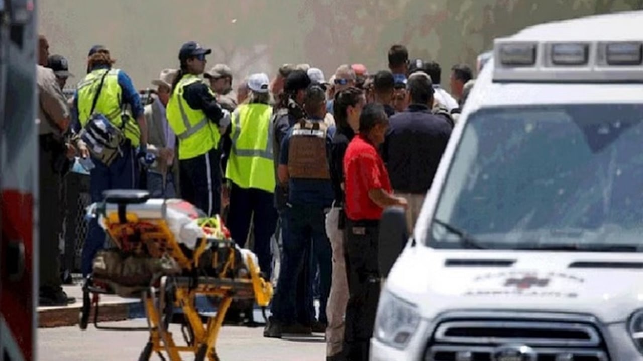 خدعت القاتل.. طفلة تنجو من حادث تكساس بدماء صديقتها
