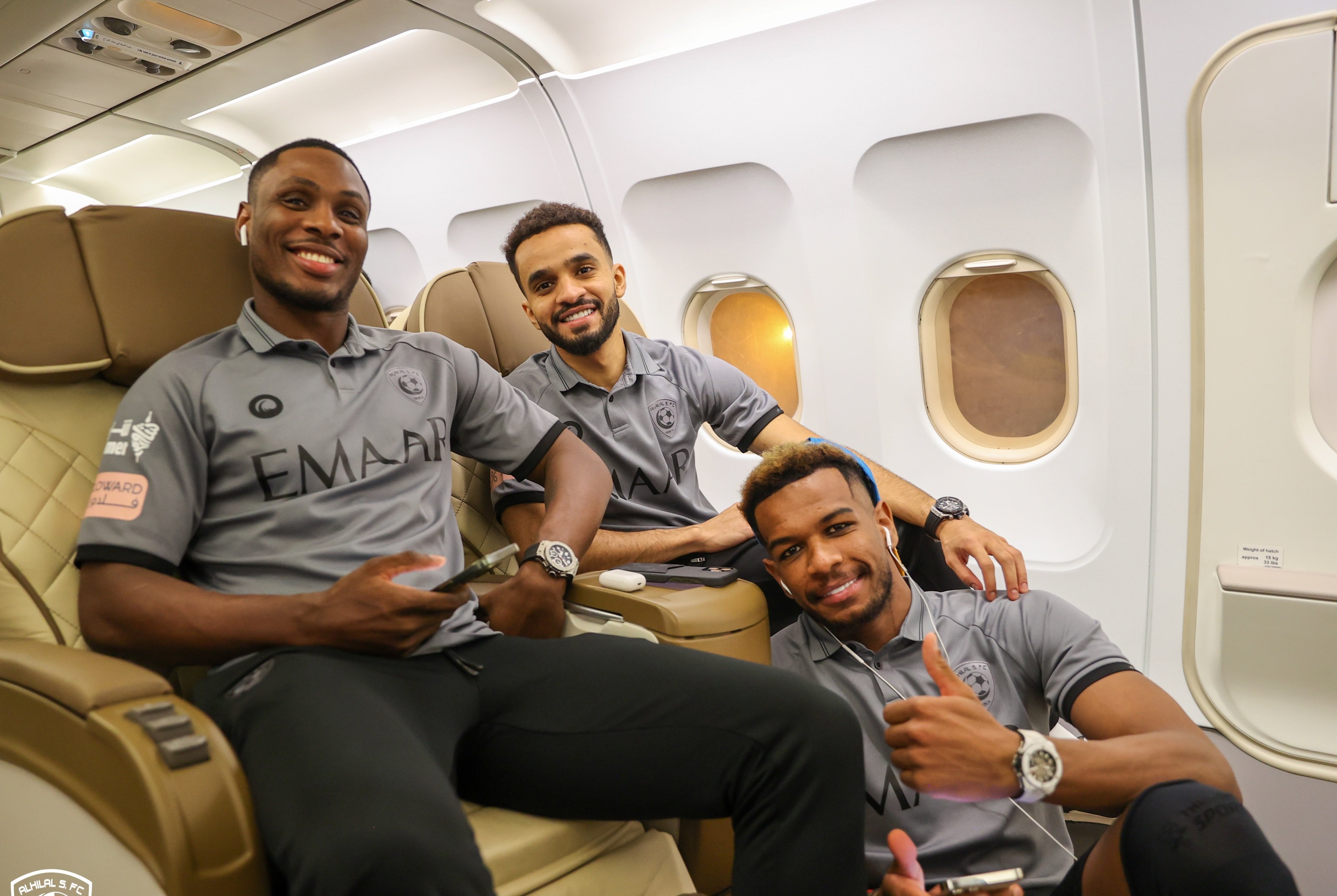 الهلال يطير إلى جدة لمواجهة الفيحاء في نهائي الكأس.. وكنو يرافق البعثة رغم الإيقاف