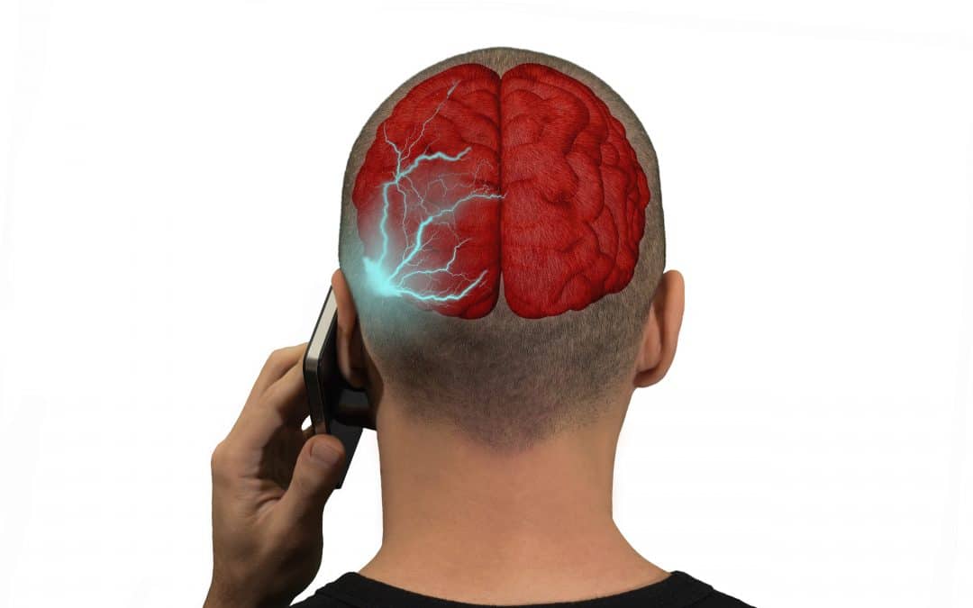 دراسة: إشعاع الهاتف المحمول يؤدي إلى الإصابة بالزهايمر
