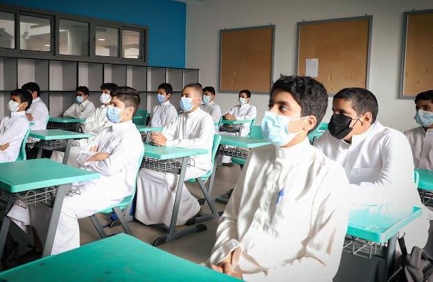 عضو الشورى ريمة اليحيا: لم نطالب بإلغاء نظام الفصول الثلاثة.. ولكن بإعادة تقييمها
