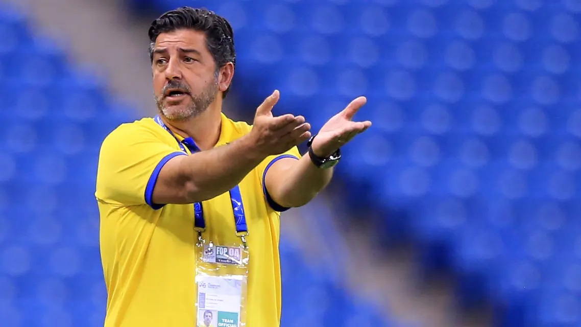 روي فيتوريا على رادار الأهلي.. والنصر يترقب