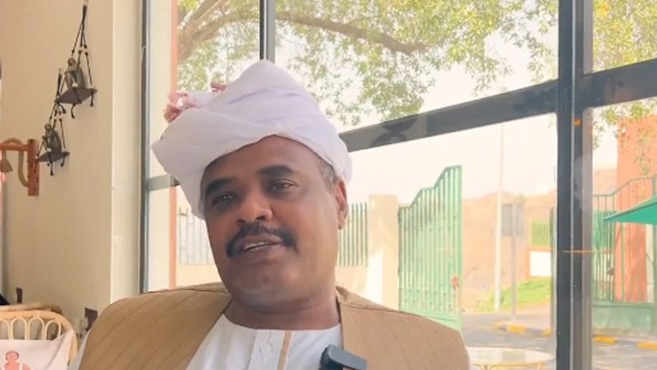 بالفيديو.. طبيب سوداني يقضي العيد في الداير منذ 13 عامًا: «لا أشعر بالغربة»
