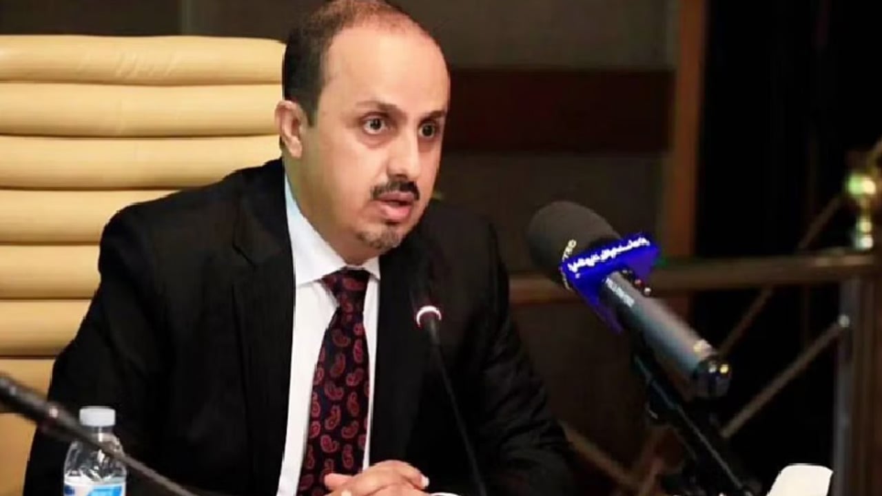 الإرياني: ميليشيا الحوثي تفتعل أزمة المشتقات النفطية للتلاعب بالأسعار
