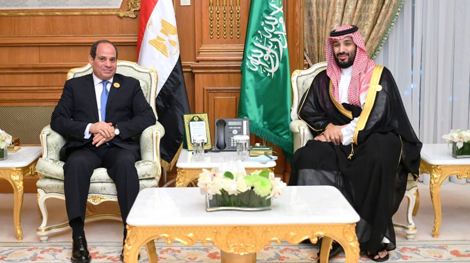 الرئيس المصري يطمئن هاتفيًا على صحة خادم الحرمين

