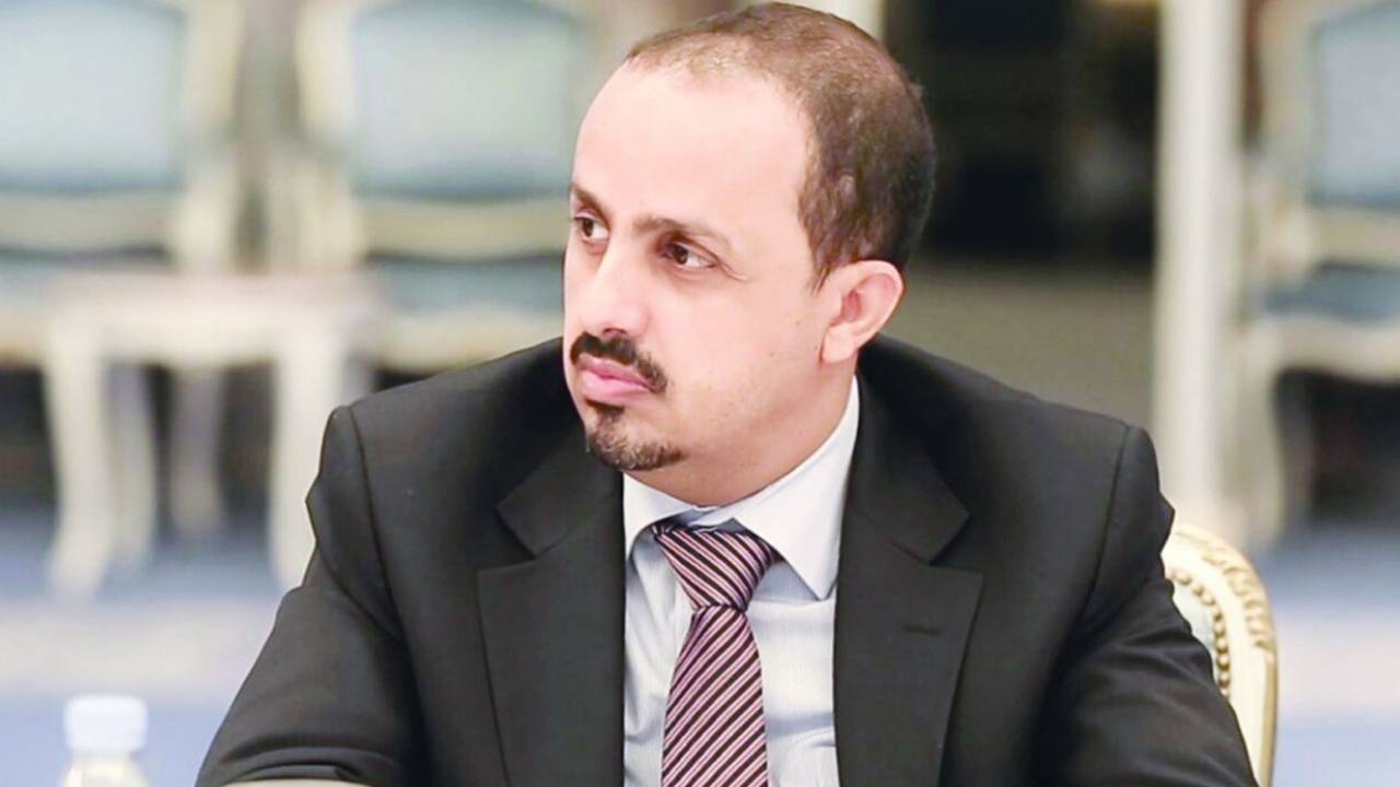 الإرياني: «الحوثي تجند آلاف الأطفال وتزج بهم لجبهات القتال في أكبر عمليات بتاريخ الإنسانية»