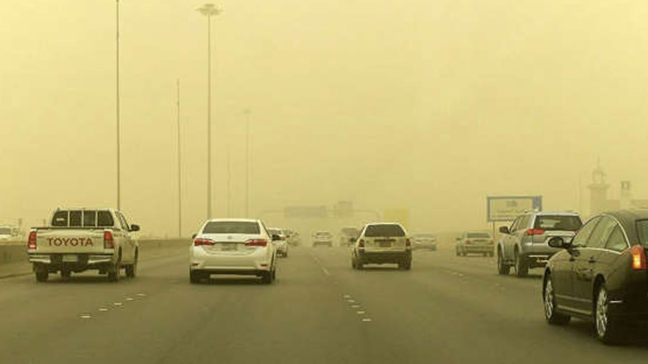 الحصيني: أجواء حارة نهارًا ورياح مثيرة للغبار على عدة مناطق
