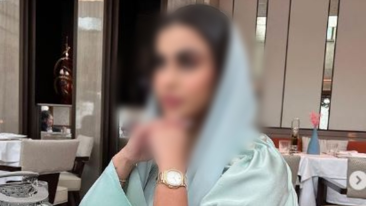 إيقاف مشهورة بـ«سناب شات» عن ممارسة الإعلان في المملكة وتغريمها 400 ألف ريال