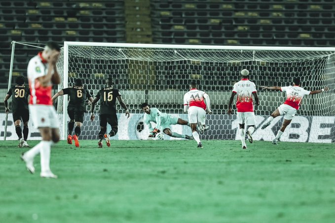 قائد الأهلي المصري يعلن التحدي قبل موقعة الوداد