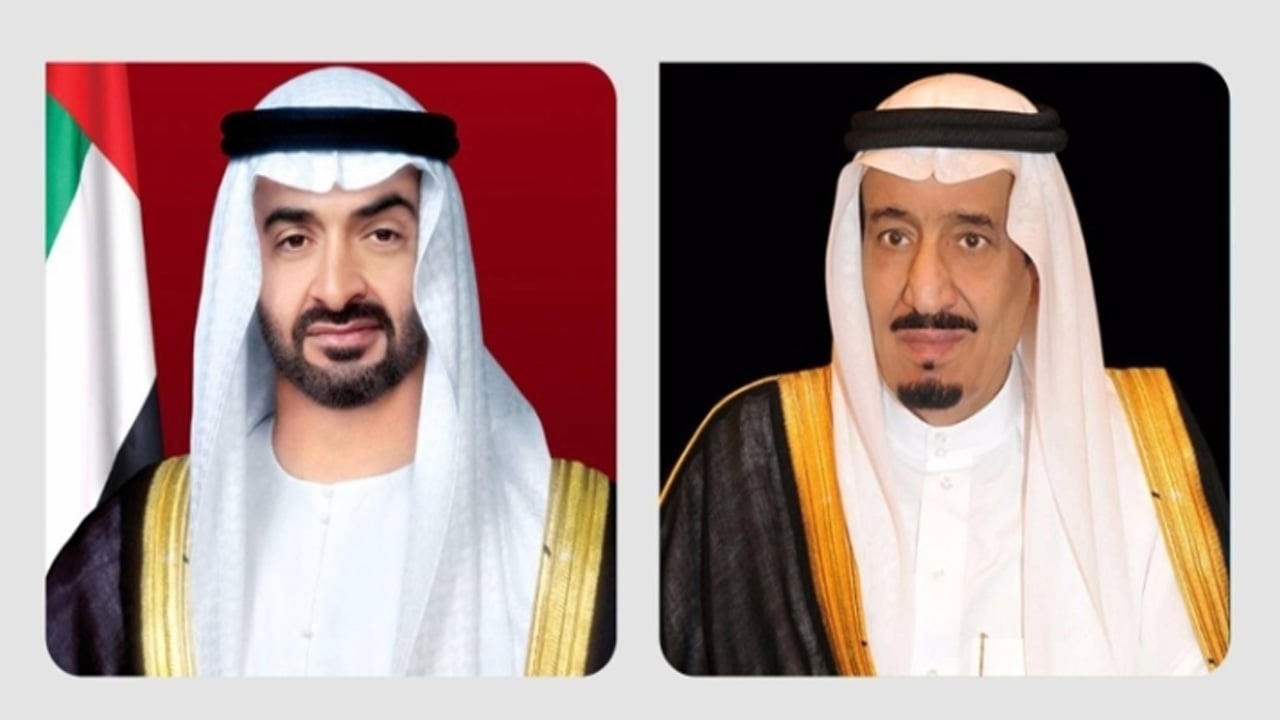 خادم الحرمين يتلقى اتصالًا هاتفيًا من ولي عهد أبوظبي هنأه فيه بعيد الفطر 
