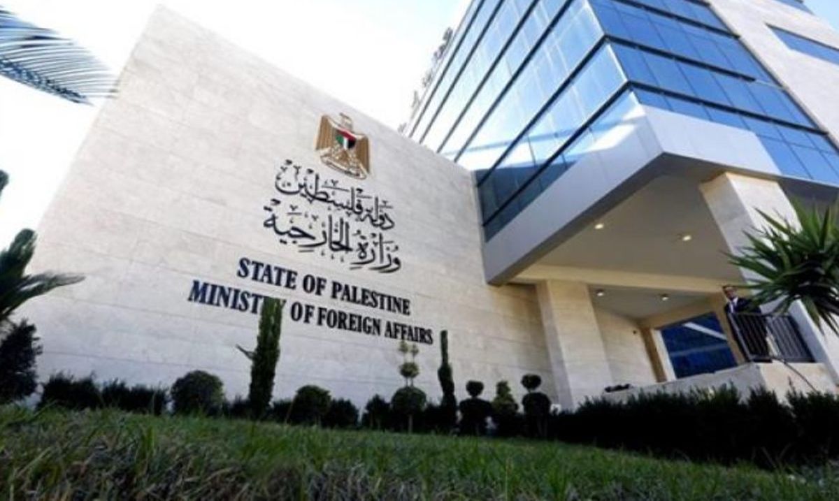 الخارجية الفلسطينية تدين بأشد العبارات حرب الاحتلال على القدس ومقدساتها
