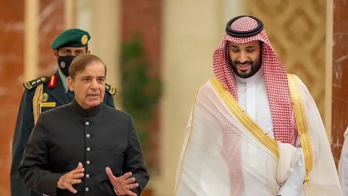 رفع وتيرة التعاون الاستثماري.. صدور بيان مشترك في ختام زيارة رئيس وزراء باكستان للمملكة
