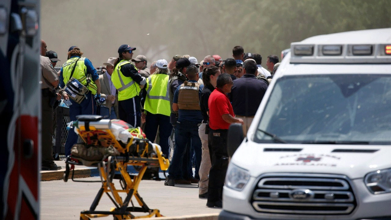 حادث تكساس.. ارتفاع عدد الضحايا إلى 16 قتيلًا بينهم 14 طالبًا

