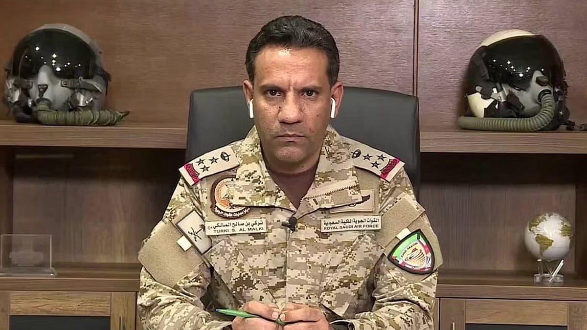 «التحالف»: مغادرة الطائرة الثانية لنقل الأسرى الحوثيين لليمن