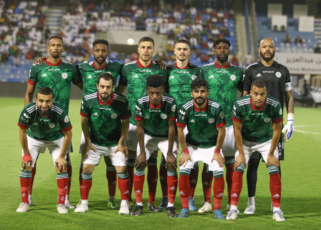 الاتفاق يستأنف تدريباته استعدادًا للفيصلي .. والدبل يجتمع بلاعبي الفريق
